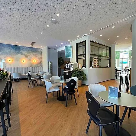City Aparthotel Munchen ميونيخ